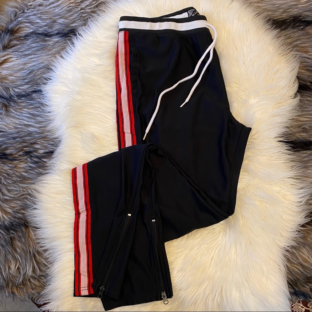 Raw Yarn Sweatpants